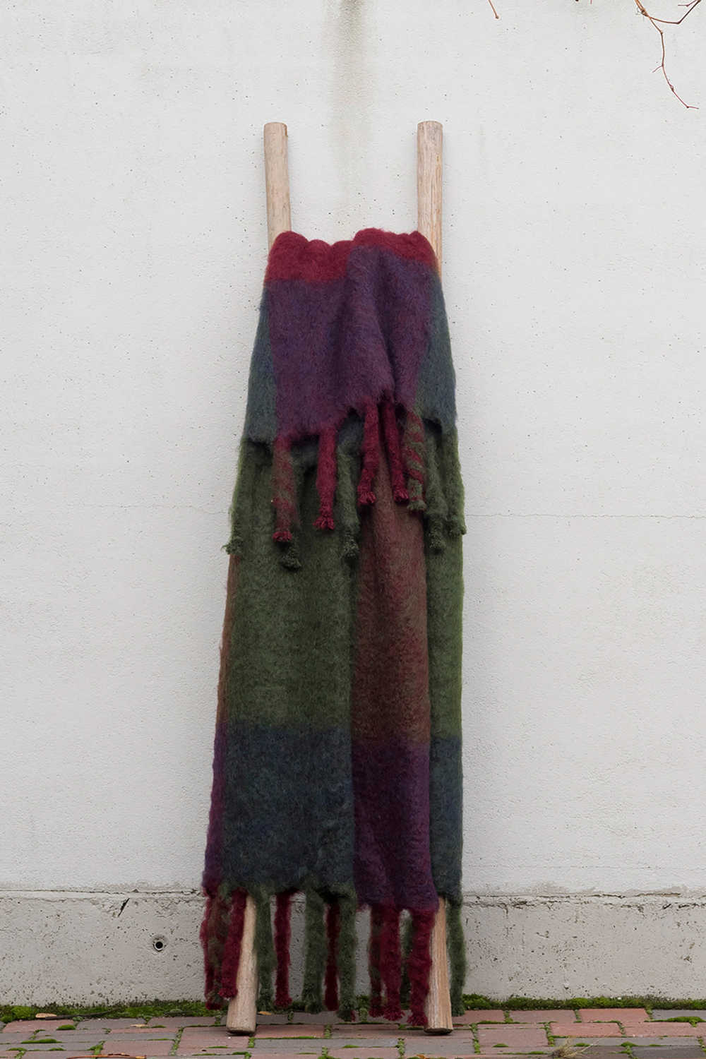 Ръчно тъкано одеяло от вълна мохер луксозен аксесоар